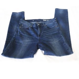 GAP Girlfriend Jeans 1969 , Size 28R